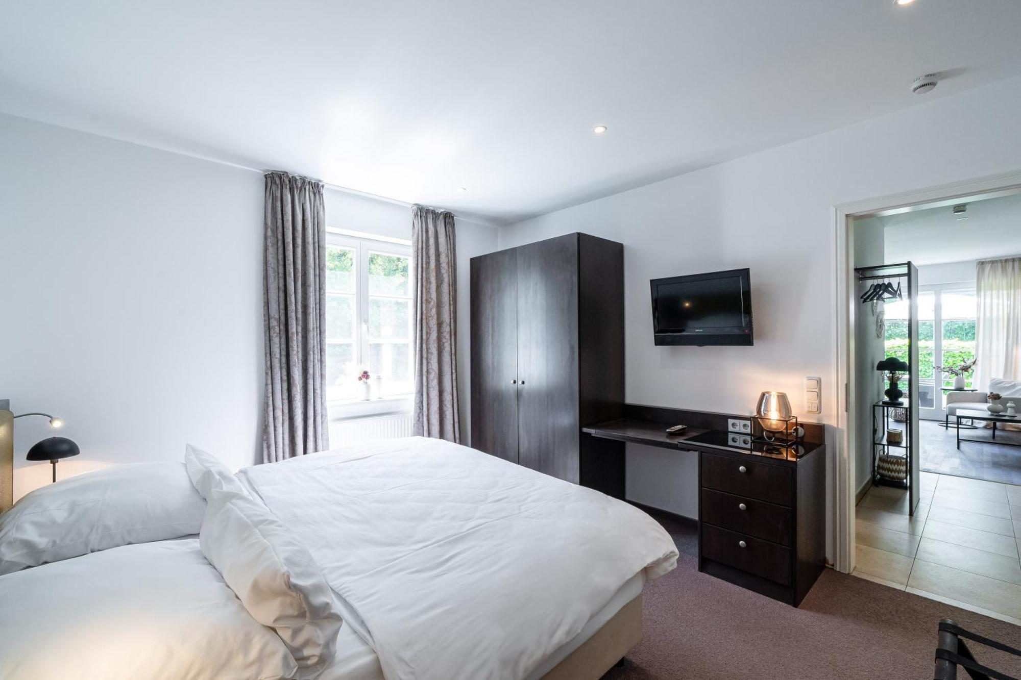 Apartmentanlage Seezeichen Аренсхоп Екстериор снимка